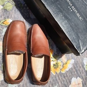 Banana Republic Leather Nantucket Driving Loafers